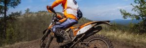 Mud Racing on Dirt Bikes